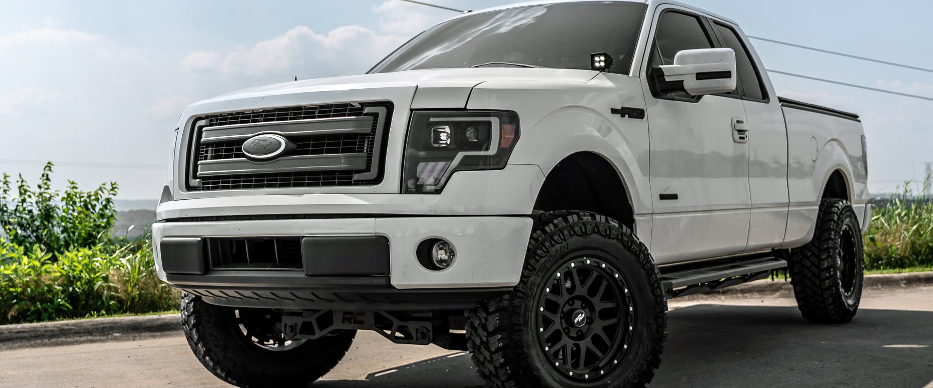 Ben Flanders Teams Up with Rough Country for a Clean, Bold Truck Build