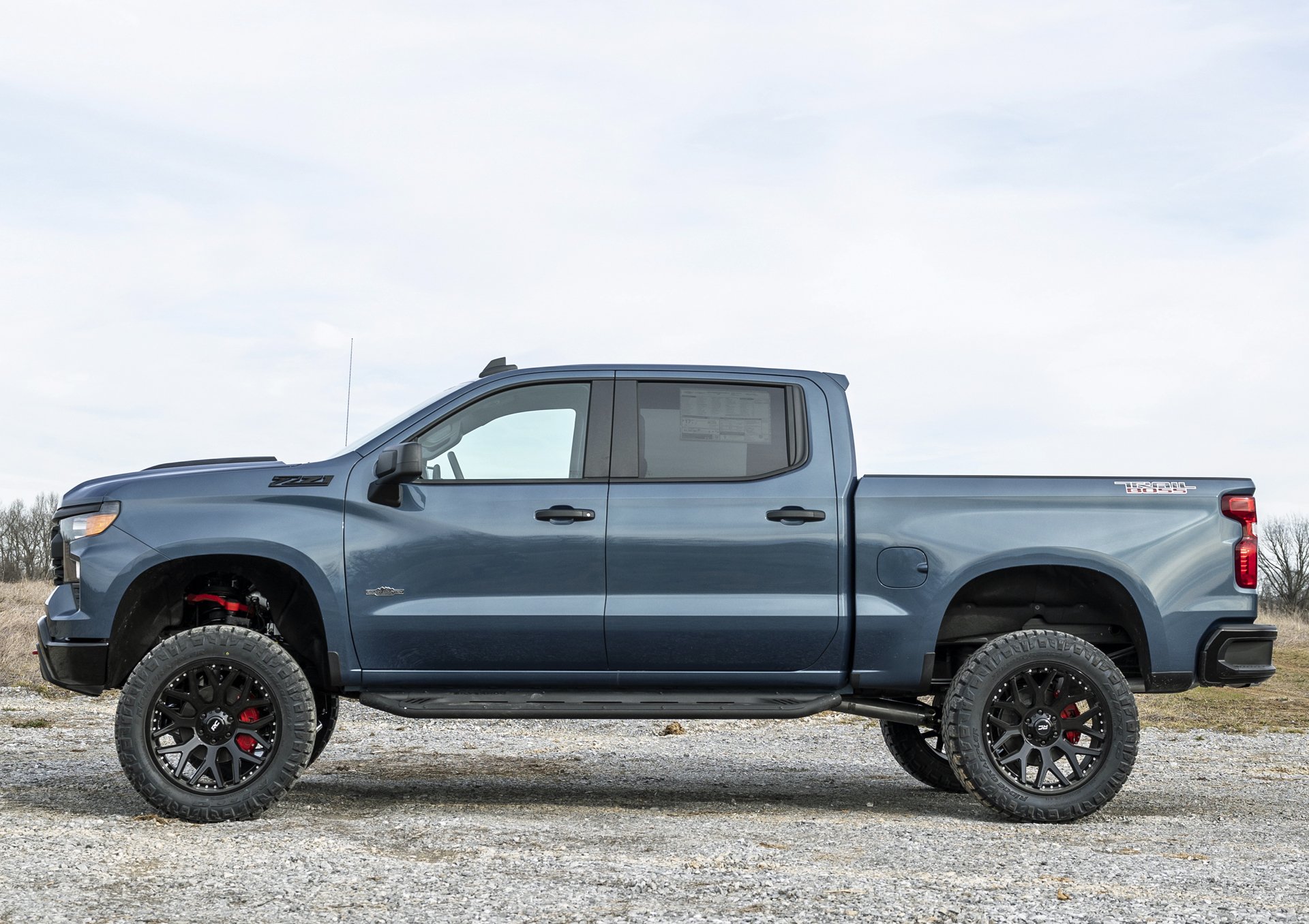 On the Rise: Explore Rough Country's Most In-Demand Lift Kits