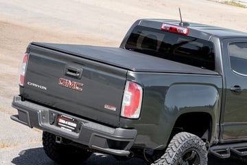 Soft Tri-Fold Bed Cover | Chevy/GMC Canyon/Colorado 2WD/4WD (15-26)