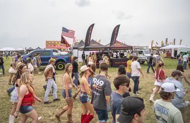 Tailgate N’ Tallboys 