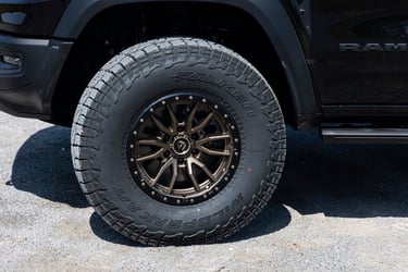 Fuel Rebel Wheel, Wildpeak tire
