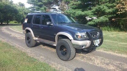 4 Inch Lifted 1998 Ford Explorer 4WD