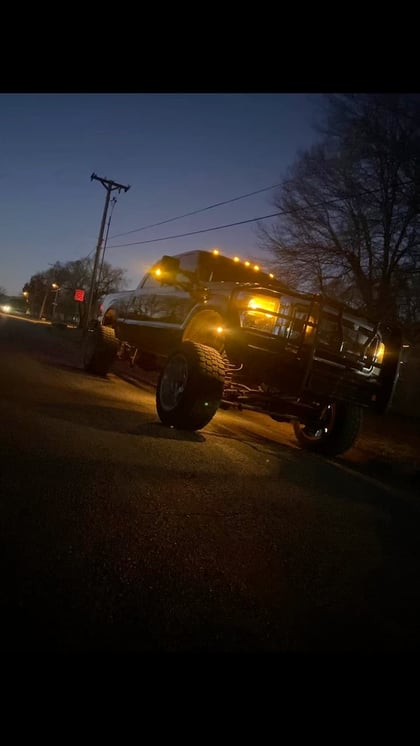 7.5 Inch Lifted 2011 Ford F-350 Super Duty 4WD