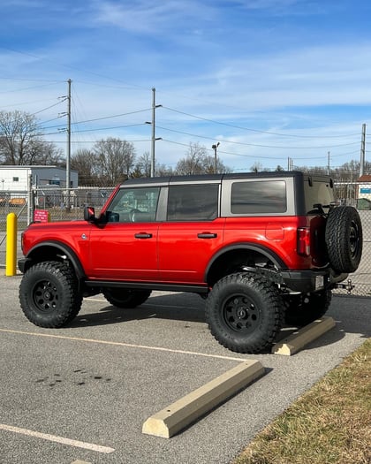 7 Inch Lifted 2022 Ford Bronco 4WD