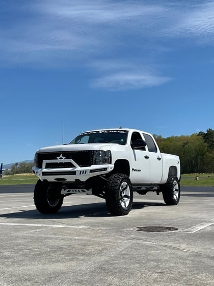 7.5 Inch Lifted 2009 Chevy Silverado 1500 4WD