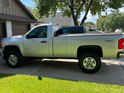 2 inch Lifted 2012 Chevy Silverado 2500 HD 4WD