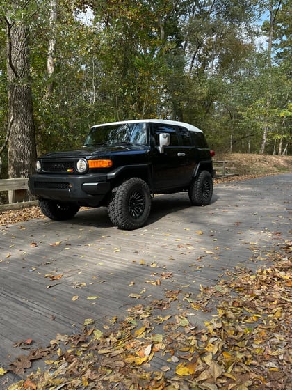 3 Inch Lifted 2007 Toyota FJ Cruiser 4WD