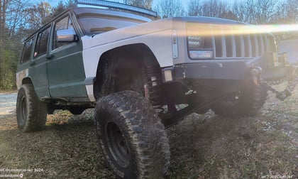3.5 Inch Lifted 1995 Jeep Cherokee 4WD