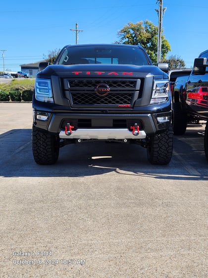 6 Inch Lifted 2023 Nissan TITAN 4WD