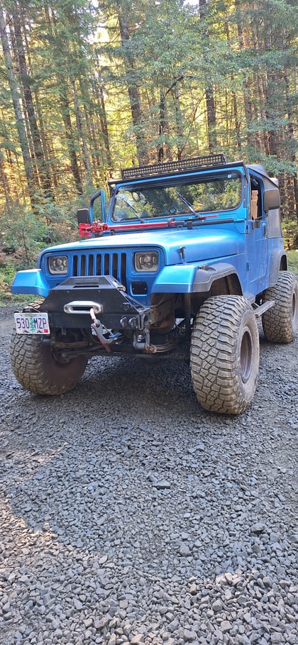 4 Inch Lifted 1991 Jeep Wrangler 4WD
