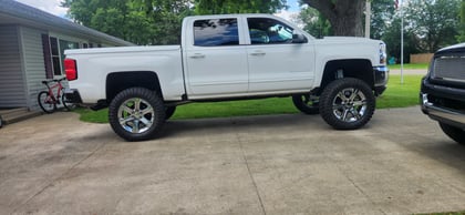 7 Inch Lifted 2017 Chevy Silverado 1500 RWD