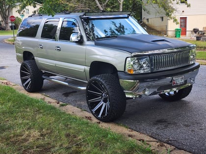 6 Inch Lifted 2003 Chevy Suburban 1500 4WD