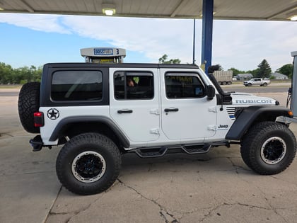 2.5 inch Lifted 2023 Jeep Wrangler Unlimited Rubicon 4xe 4WD