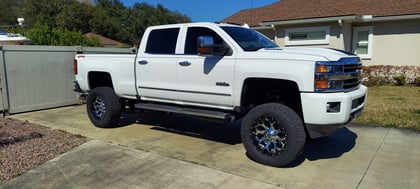 7.5 Inch Lifted 2019 Chevy Silverado 2500 HD 4WD