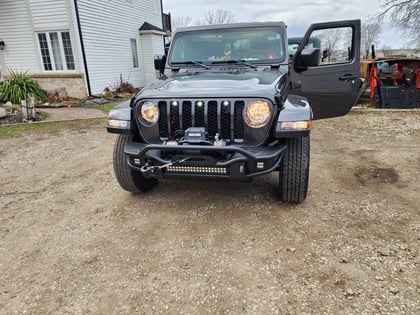 2023 Jeep Gladiator 4WD