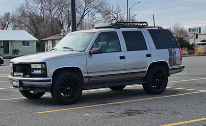 1 inch Lifted 1999 GMC Yukon 4WD