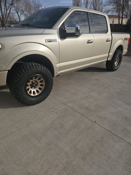 2 inch Lifted 2018 Ford F-150 4WD