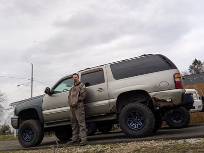 6 Inch Lifted 2003 Chevy Suburban 1500 4WD
