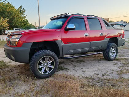 6 Inch Lifted 2002 Chevy Avalanche 1500 4WD
