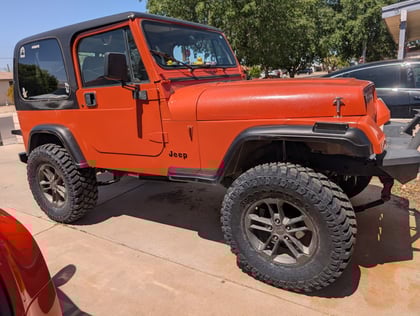 4 Inch Lifted 1995 Jeep Wrangler 4WD