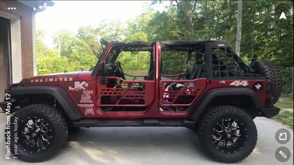 2.5 inch Lifted 2011 Jeep Wrangler JK Unlimited 4WD