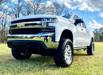 6 Inch Lifted 2021 Chevy Silverado 1500 4WD