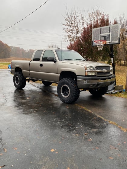 7.5 Inch Lifted 2004 Chevy Silverado 1500 4WD