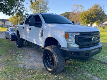 6 Inch Lifted 2021 Ford F-250 Super Duty 4WD