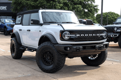 2.5 inch Lifted 2023 Ford Bronco 4WD