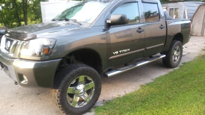 6 Inch Lifted 2012 Nissan TITAN 4WD