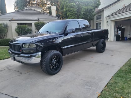 4.5 Inch Lifted 2002 GMC Sierra 1500