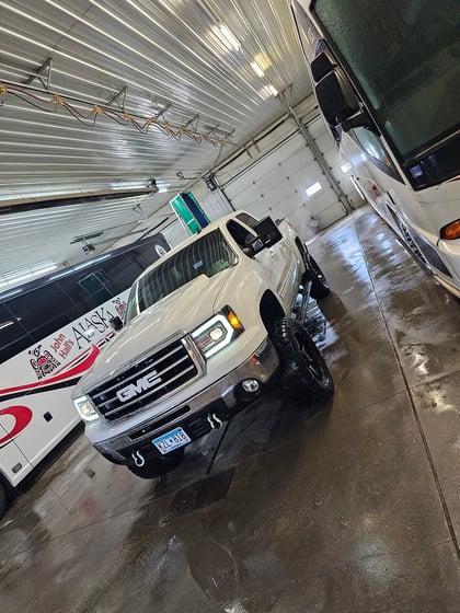 7.5 Inch Lifted 2012 GMC Sierra 1500 4WD