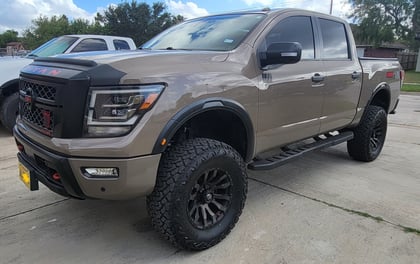 6 Inch Lifted 2020 Nissan TITAN 4WD