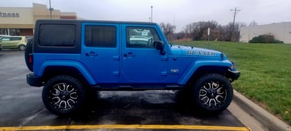 3 Inch Lifted 2015 Jeep Wrangler Unlimited Sahara 4WD