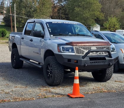 3 Inch Lifted 2011 Nissan TITAN 4WD