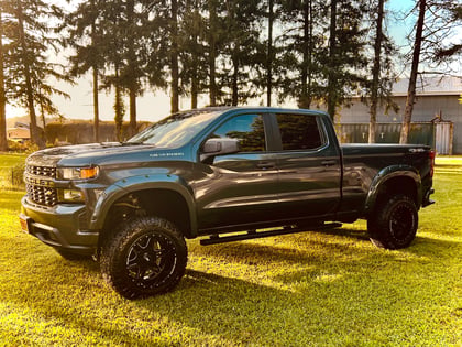 6 Inch Lifted 2020 Chevy Silverado 1500