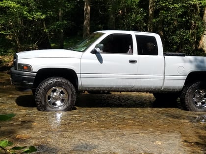 2.5 inch Lifted 1997 Dodge Ram 1500 4WD