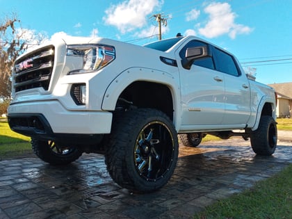 7 Inch Lifted 2020 GMC Sierra 1500 4WD