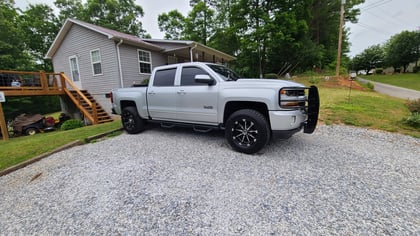 2.5 inch Lifted 2016 Chevy Silverado 1500 4WD