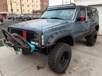 6 Inch Lifted 1997 Jeep Cherokee XJ 4WD