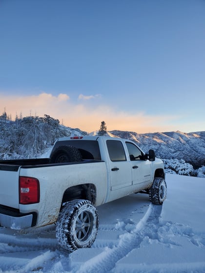 7.5 Inch Lifted 2013 Chevy Silverado 1500 4WD