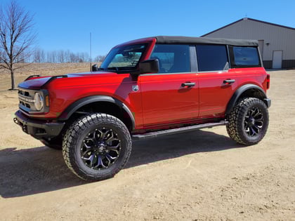 2 inch Lifted 2022 Ford Bronco 4WD
