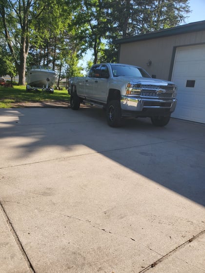 7 Inch Lifted 2019 Chevy Silverado 2500 HD 4WD