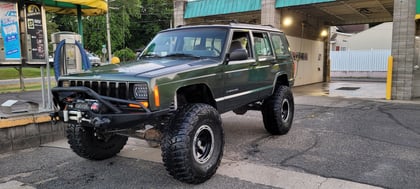 6 Inch Lifted 1997 Jeep Cherokee XJ 4WD