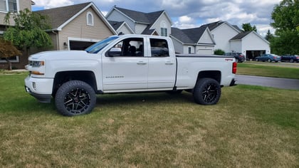 3.5 Inch Lifted 2016 Chevy Silverado 1500 4WD