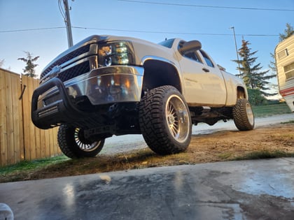 7.5 Inch Lifted 2011 Chevy Silverado 2500 HD 4WD