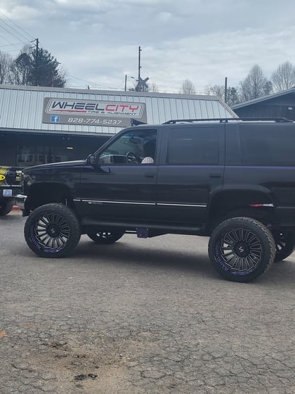 6 Inch Lifted 1997 Chevy Tahoe 4WD