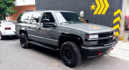 2 inch Lifted 1998 Chevy C1500/K1500 Suburban 4WD