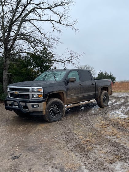 3.5 Inch Lifted 2015 Chevy Silverado 1500 4WD