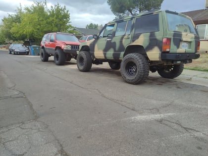 4.5 Inch Lifted 1995 Jeep Cherokee XJ 4WD